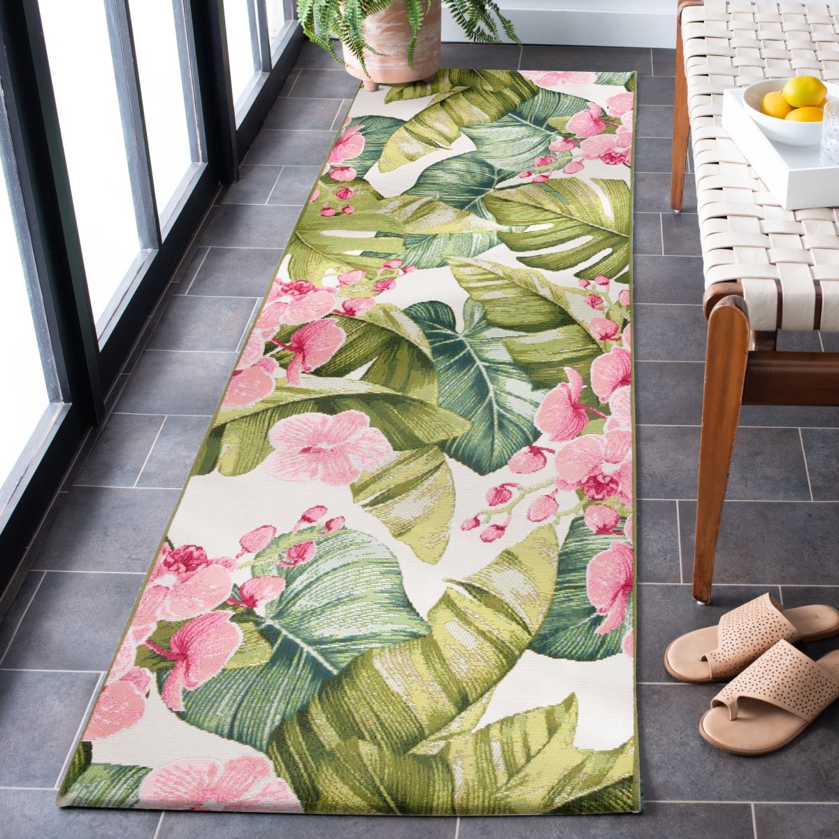 Safavieh Barbados Bar596Y Green/Pink Rug.