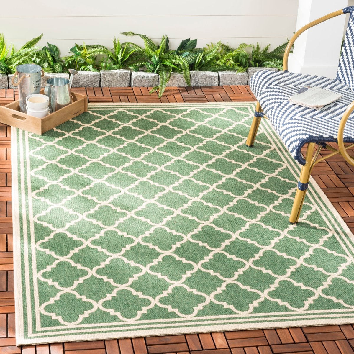 Safavieh Beach House Bhs121Y Green/Creme Rug.