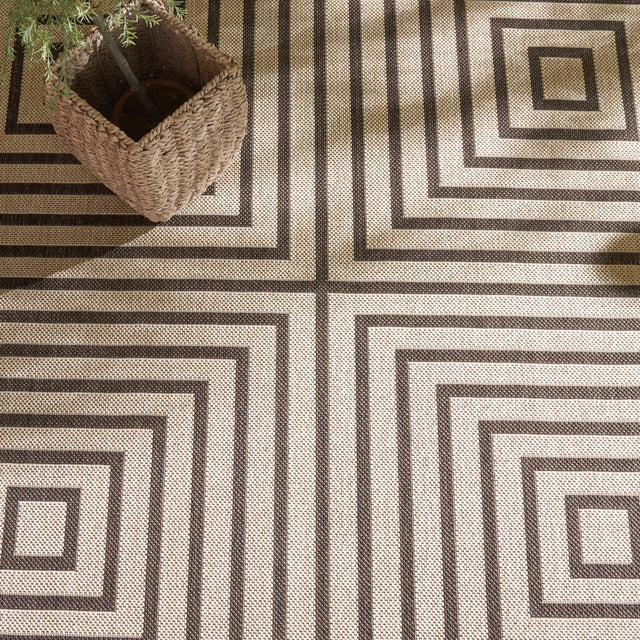 Safavieh Beach House Bhs123U Creme/Brown Rug.