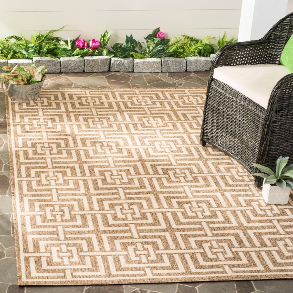 Safavieh Beach House Bhs128D Beige/Cream Rugs.