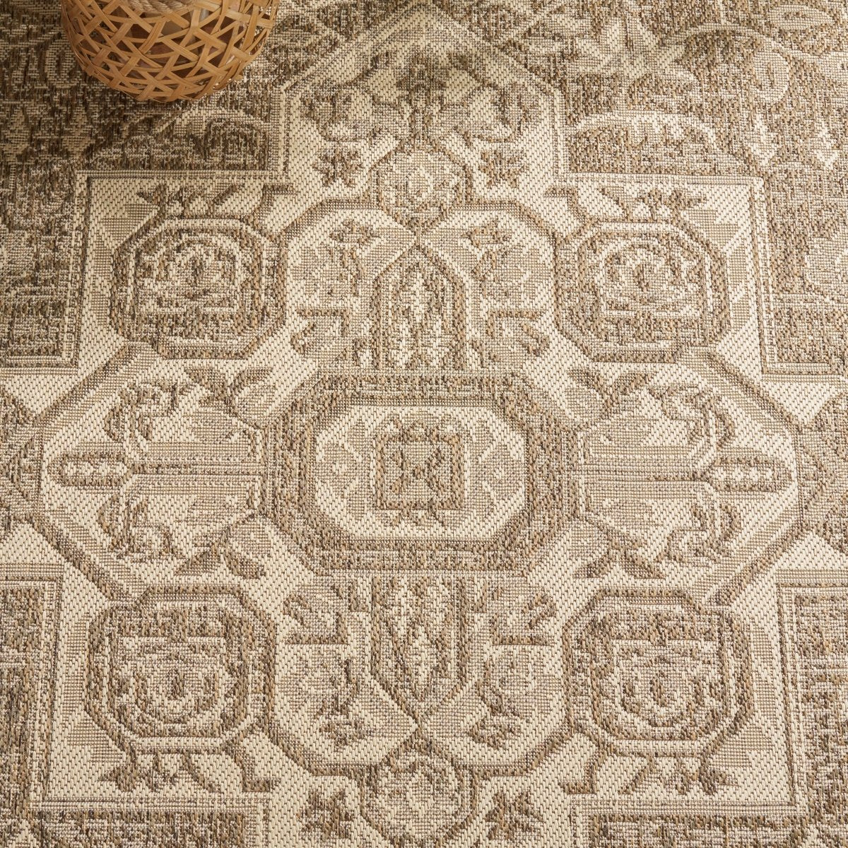 Safavieh Beach House Bhs138A Cream/Beige Rugs.