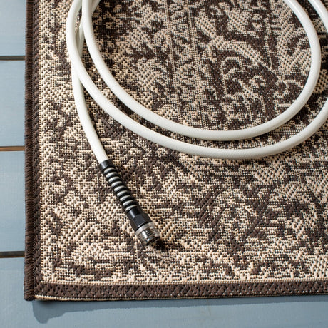 Safavieh Beach House Bhs139U Creme/Brown Rug.