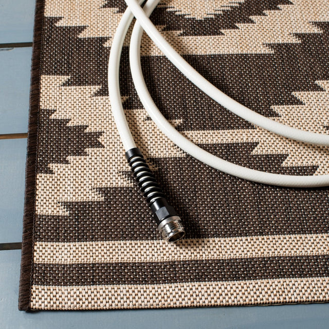 Safavieh Beach House Bhs171U Creme/Brown Rug.