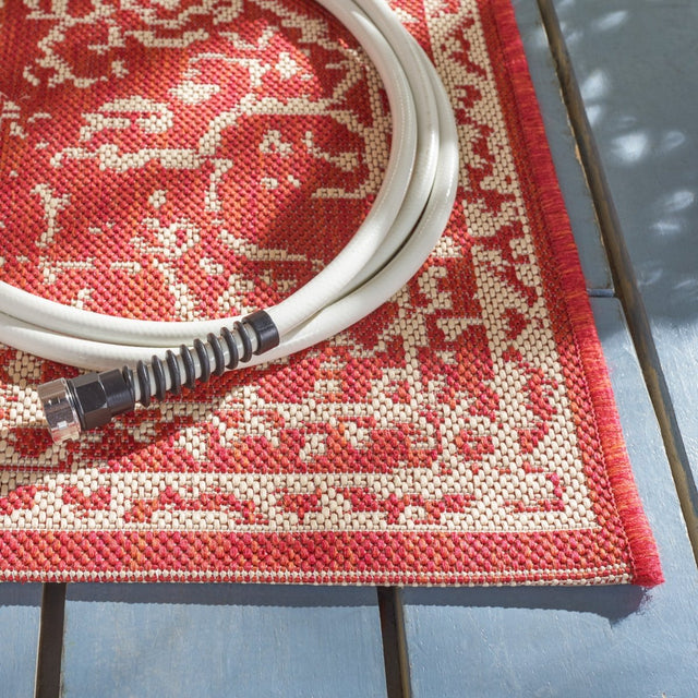 Safavieh Beach House Bhs180Q Red/Creme Rugs.