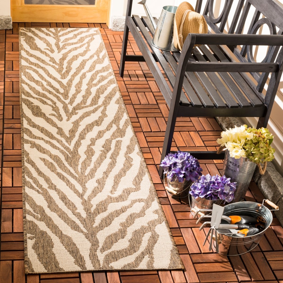 Safavieh Beach House Bhs182A Cream/Beige Rugs.