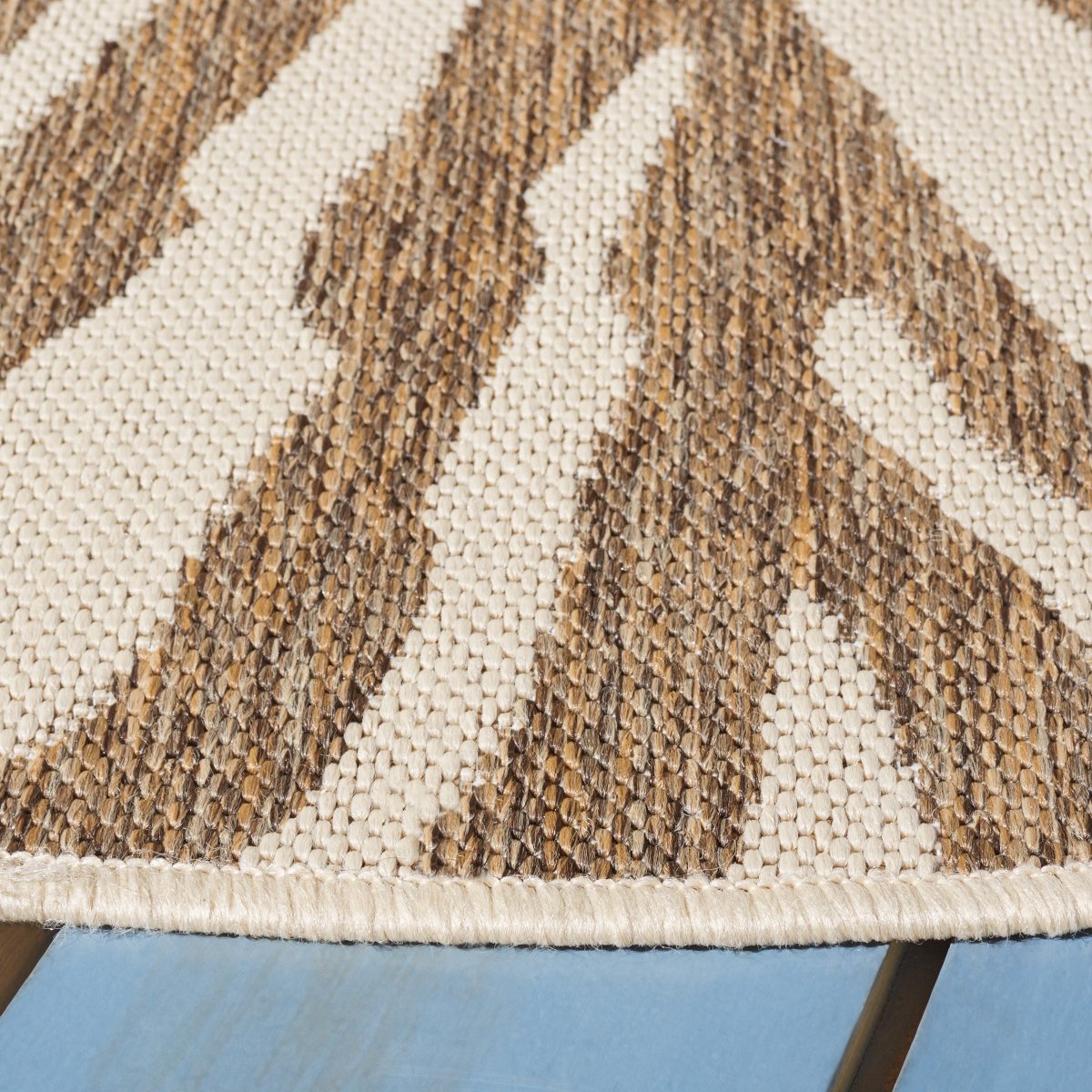 Safavieh Beach House Bhs182A Cream/Beige Rugs.