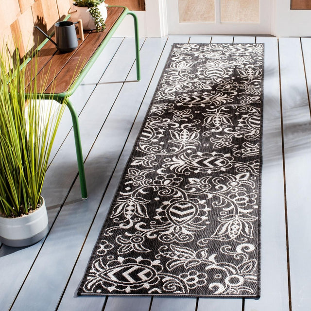 Safavieh Beach House Bhs246Z Black/Light Grey Rugs.