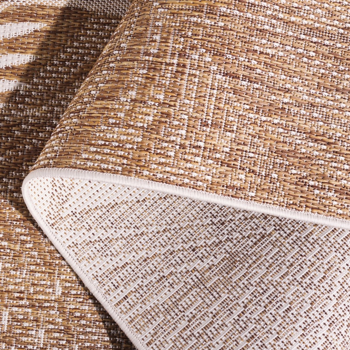 Safavieh Beach House Bhs264T Brown/Ivory Rug.
