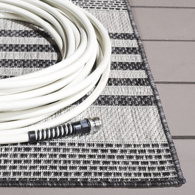 Safavieh Beach House Bhs278F Grey/Charcoal Rug.