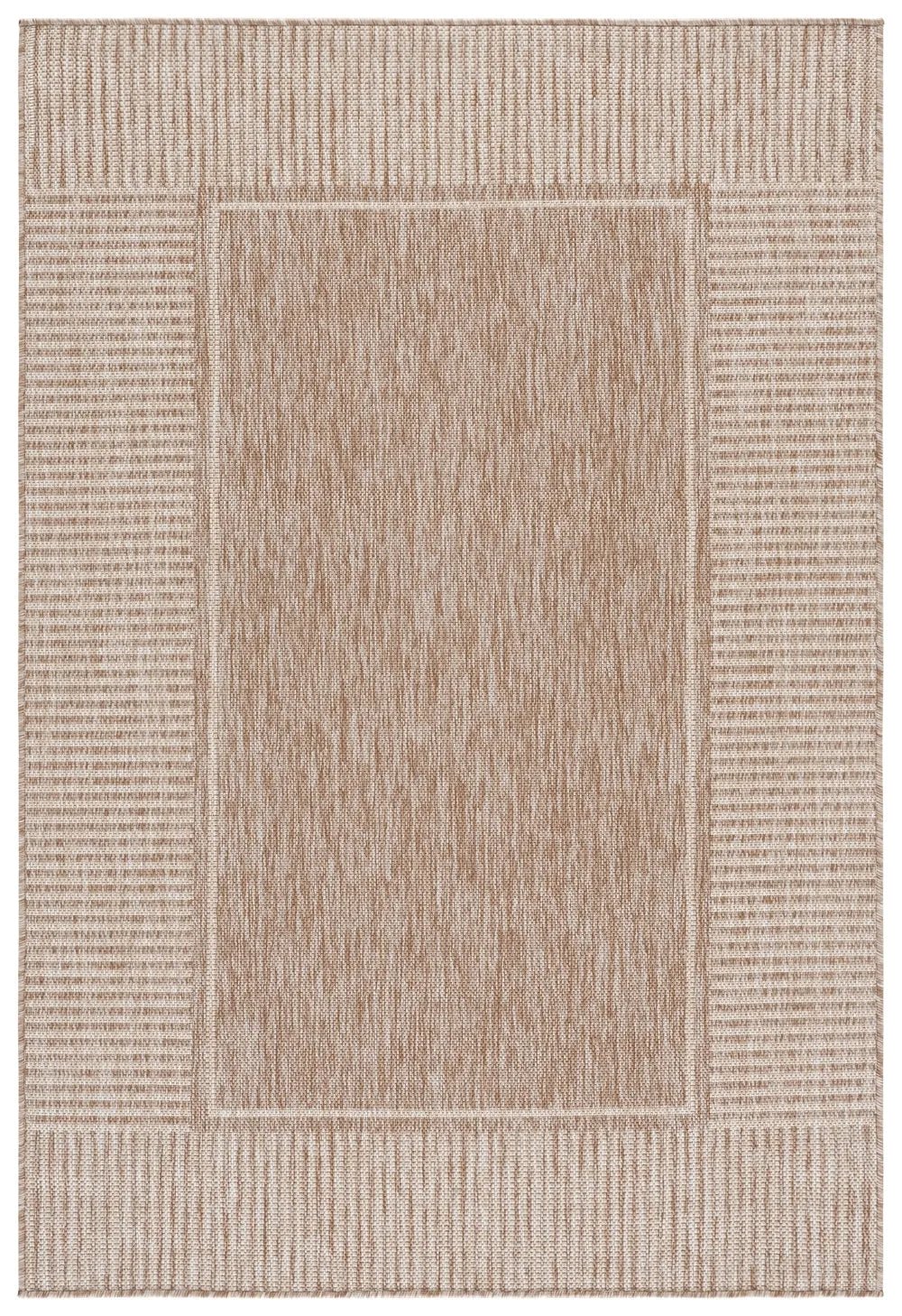 Safavieh Beach House 4'-0" x 6'-0" Rug in Beige / Light Beige