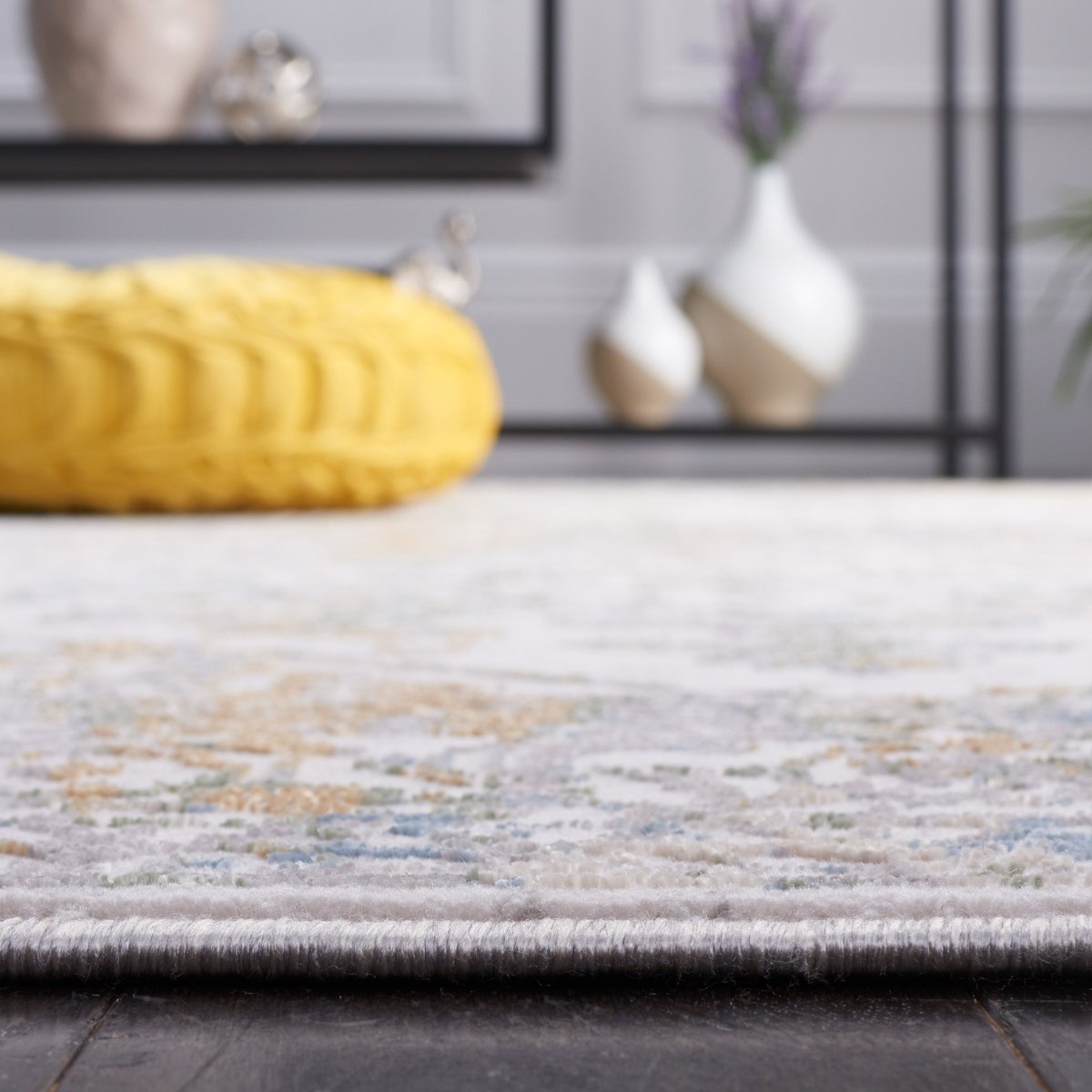 Safavieh Bel Air Bla244A Ivory/Grey Rug.