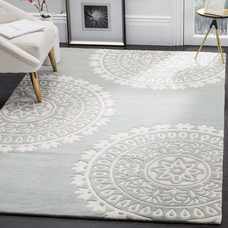 Safavieh Bella Bel121A Grey / Ivory Rugs.