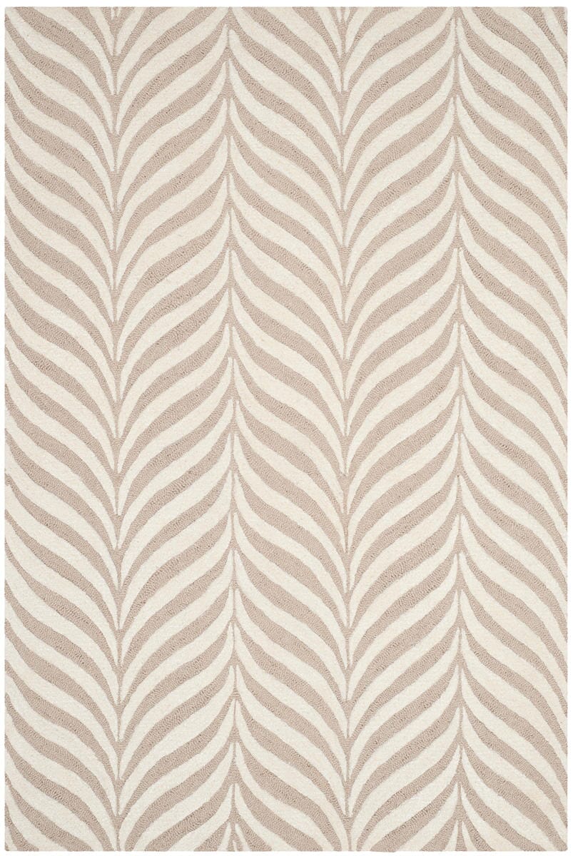 Safavieh Bella Bel135A Sand / Ivory Rugs.
