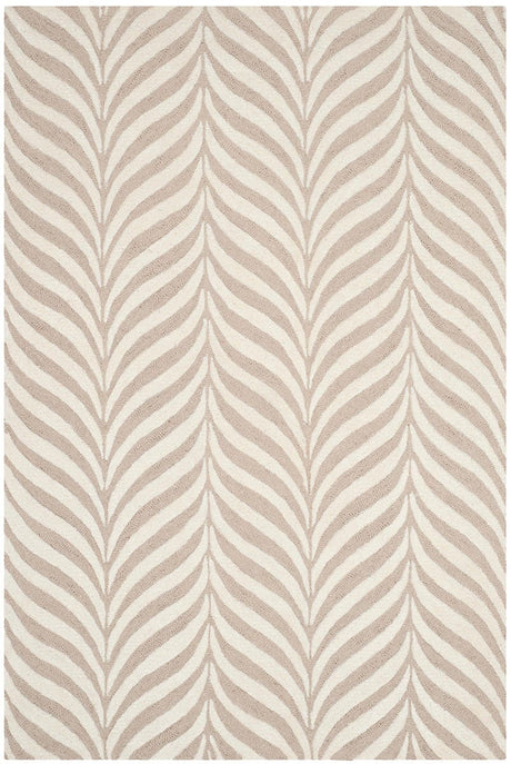 Safavieh Bella Bel135A Sand / Ivory Rugs.
