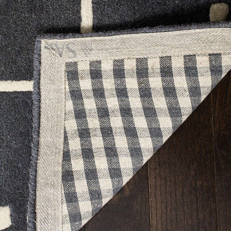 Safavieh Bella Bel151X Dark Grey/Ivory Rug.