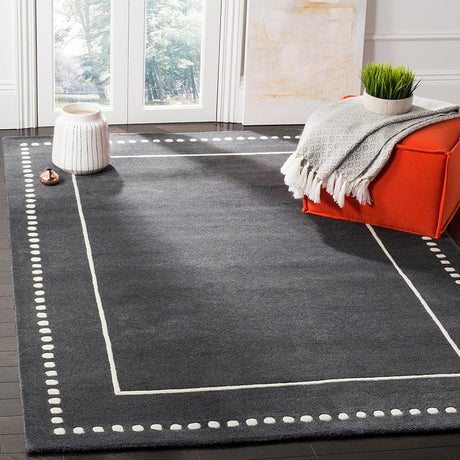Safavieh Bella Bel151X Dark Grey/Ivory Rug.