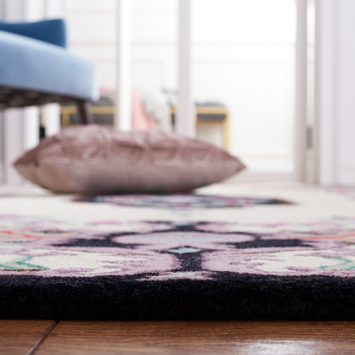 Safavieh Bellagio Blg535X Ivory/Black Rug.