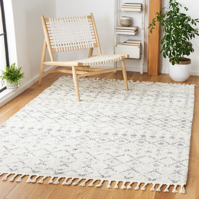 Safavieh Berber Fringe Shag Bfg516J Ivory/Grey Rug.