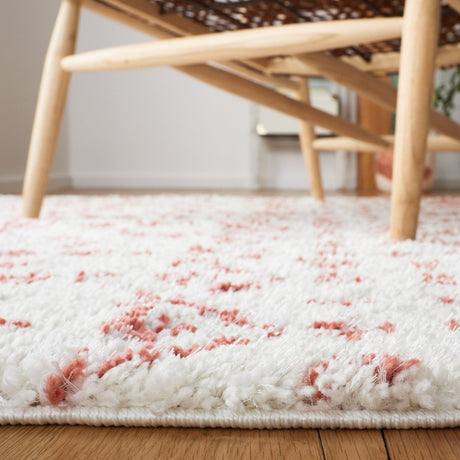 Safavieh Berber Fringe Shag Bfg516P Ivory/Rust Rug.