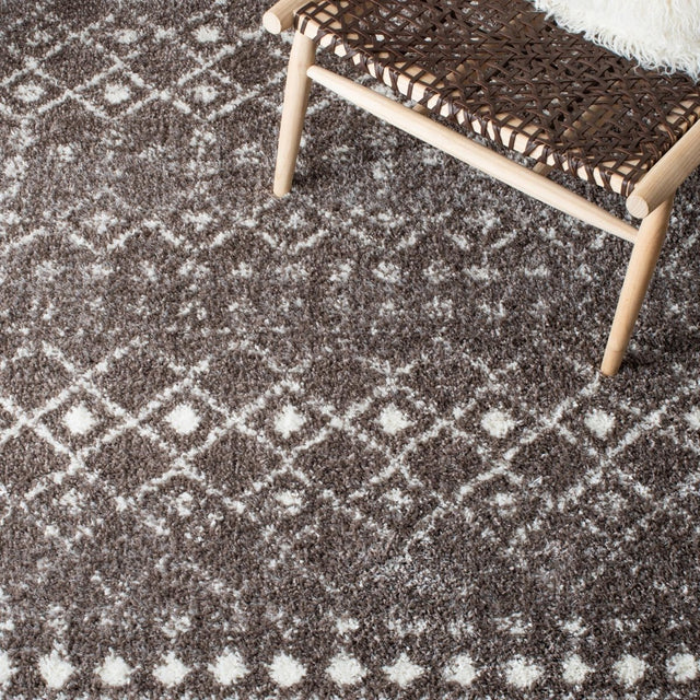 Safavieh Berber Fringe Shag Bfg516T Brown/Ivory Rugs.