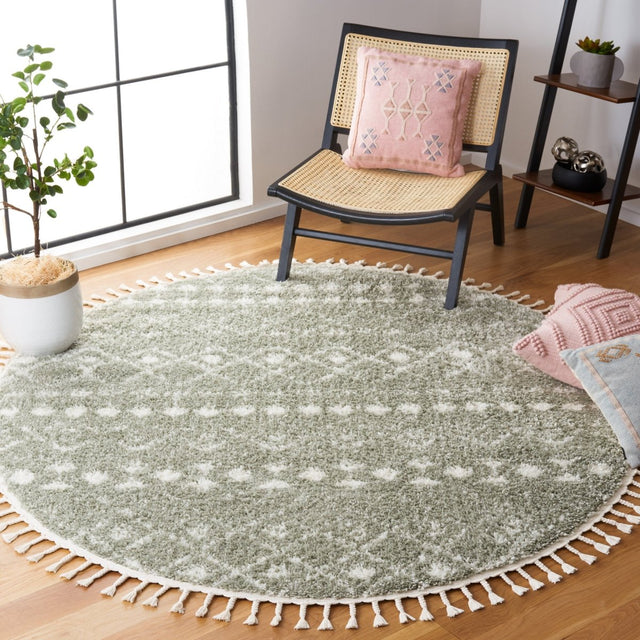 Safavieh Berber Fringe Shag Bfg516W Sage/Ivory Rug.