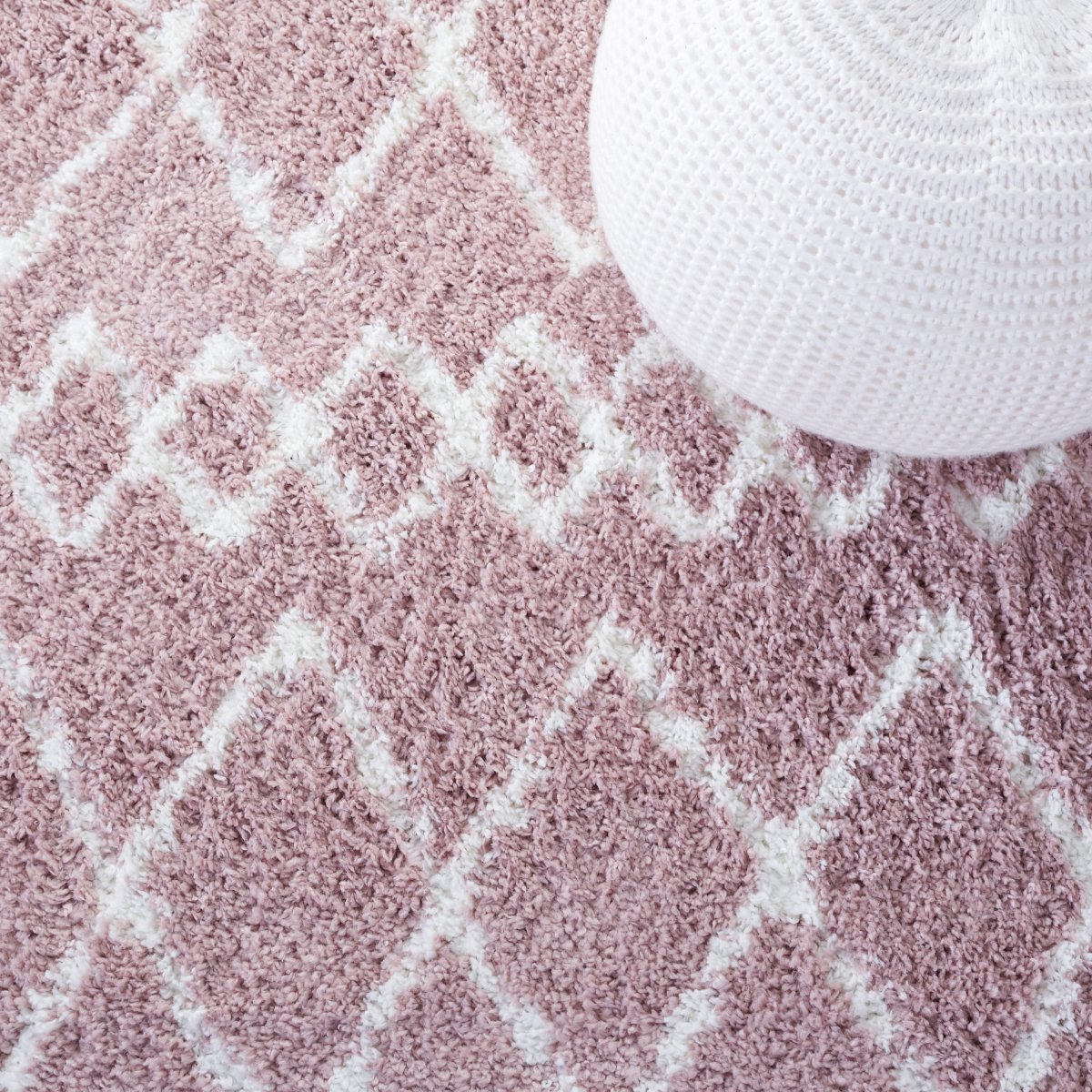 Safavieh Berber Shag Ber165U Light Rose/Ivory Rugs.