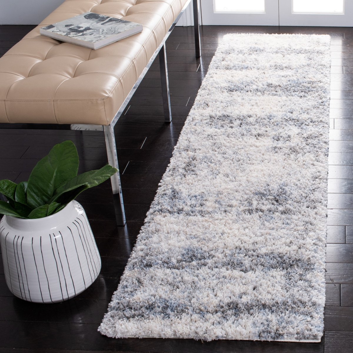 Safavieh Berber Shag Ber276A Ivory/Charcoal Rugs.
