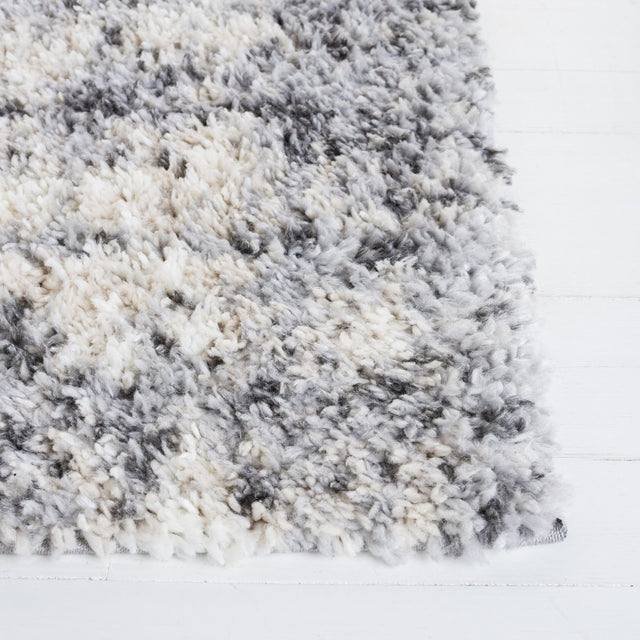 Safavieh Berber Shag Ber410F Grey/Ivory Rugs.