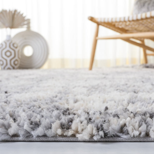 Safavieh Berber Shag Ber410F Grey/Ivory Rugs.