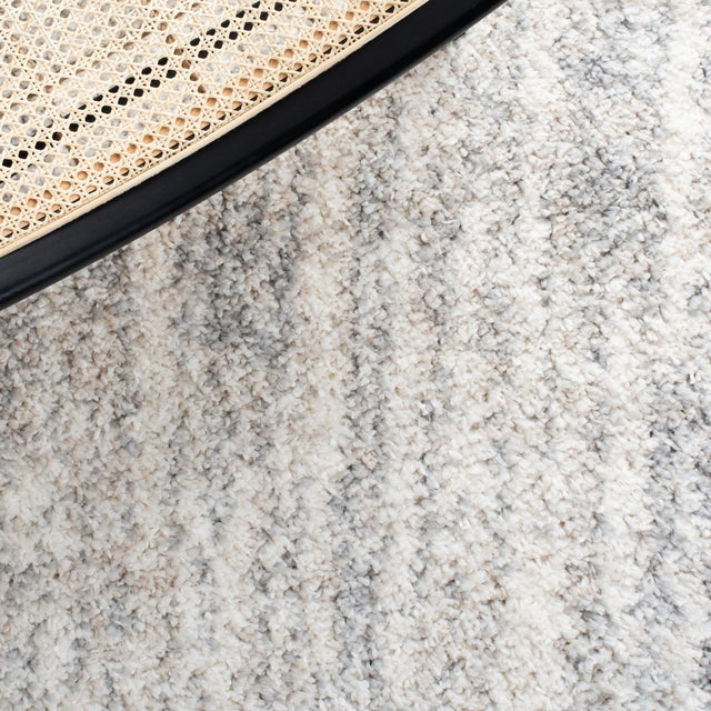 Safavieh Berber Shag Ber416F Grey/Ivory Rugs.