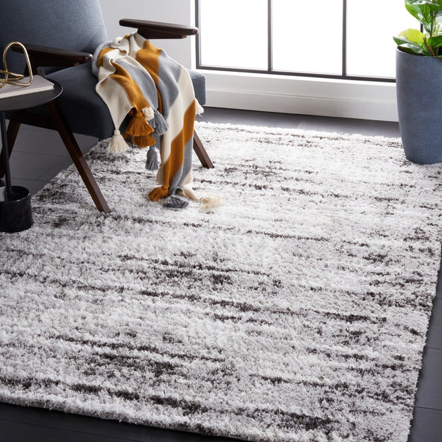 Safavieh Berber Shag Ber539F Grey/Dark Grey Rug.