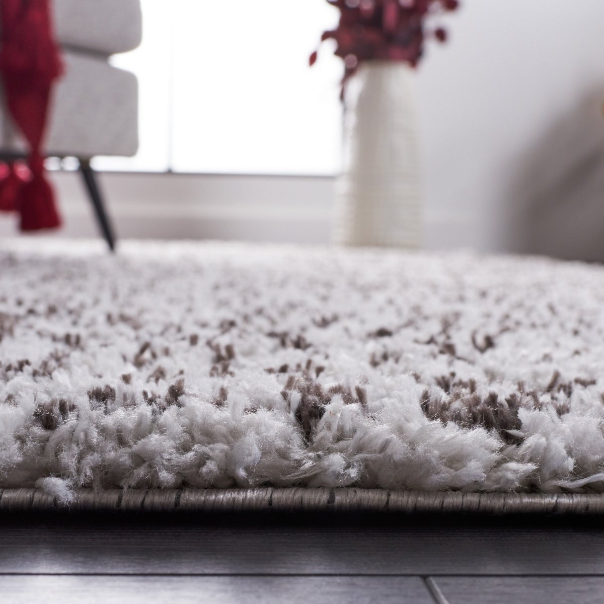 Safavieh Berber Shag Ber545F Grey/Dark Grey Rug.