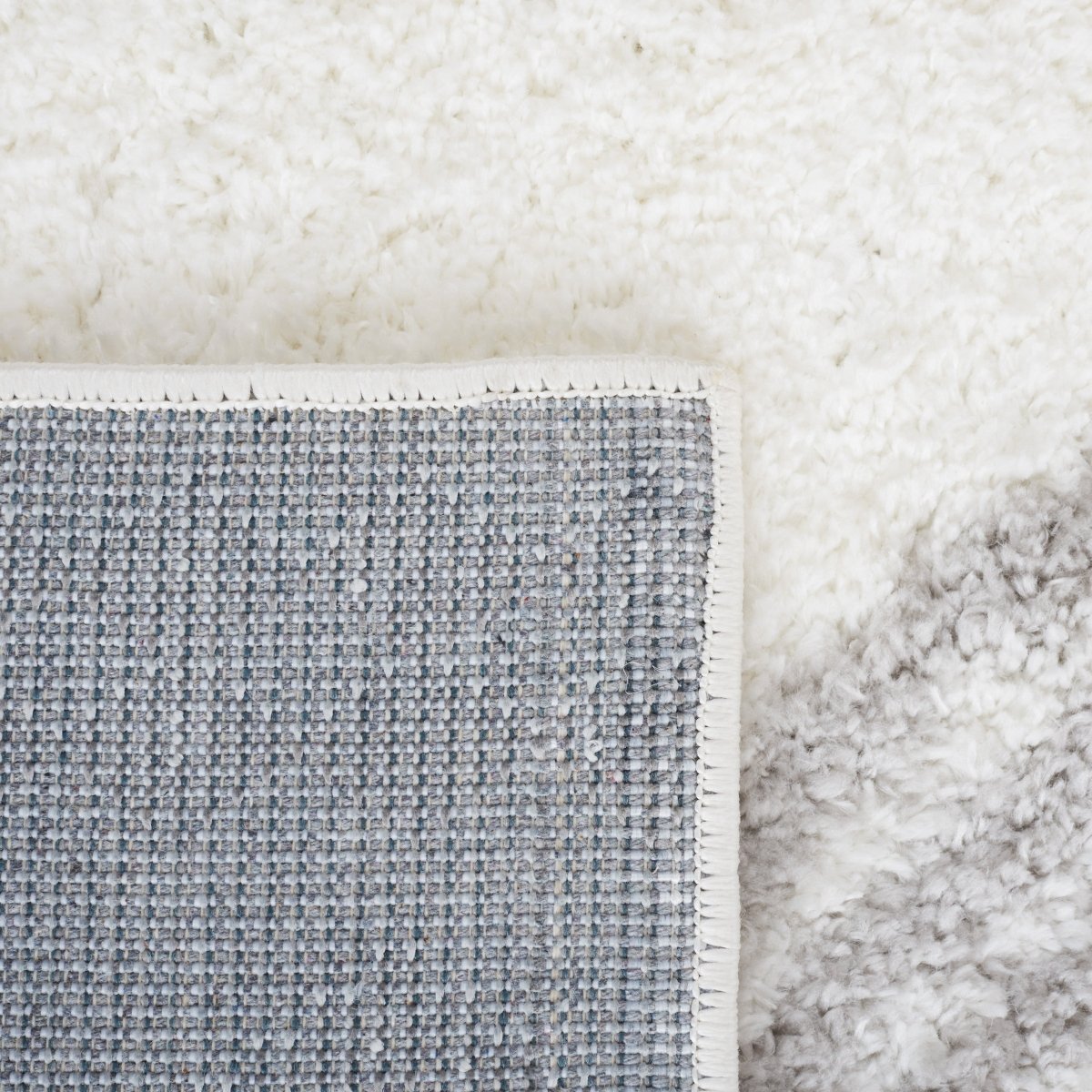 Safavieh Berber Shag Ber591B Ivory/Grey Rug.