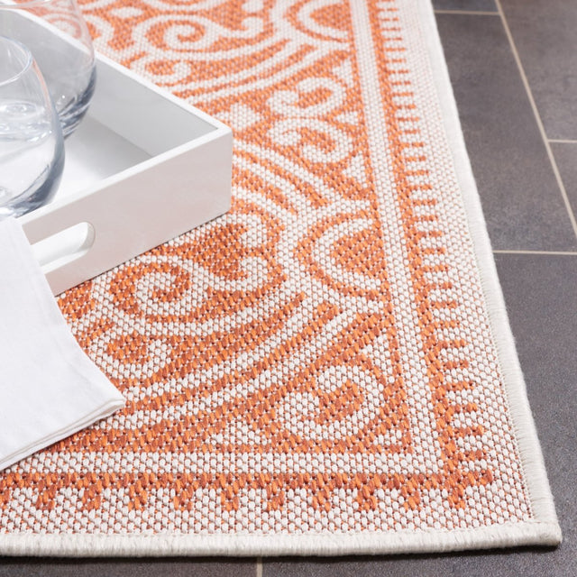 Safavieh Bermuda Bmu809P Rust/Ivory Rug.