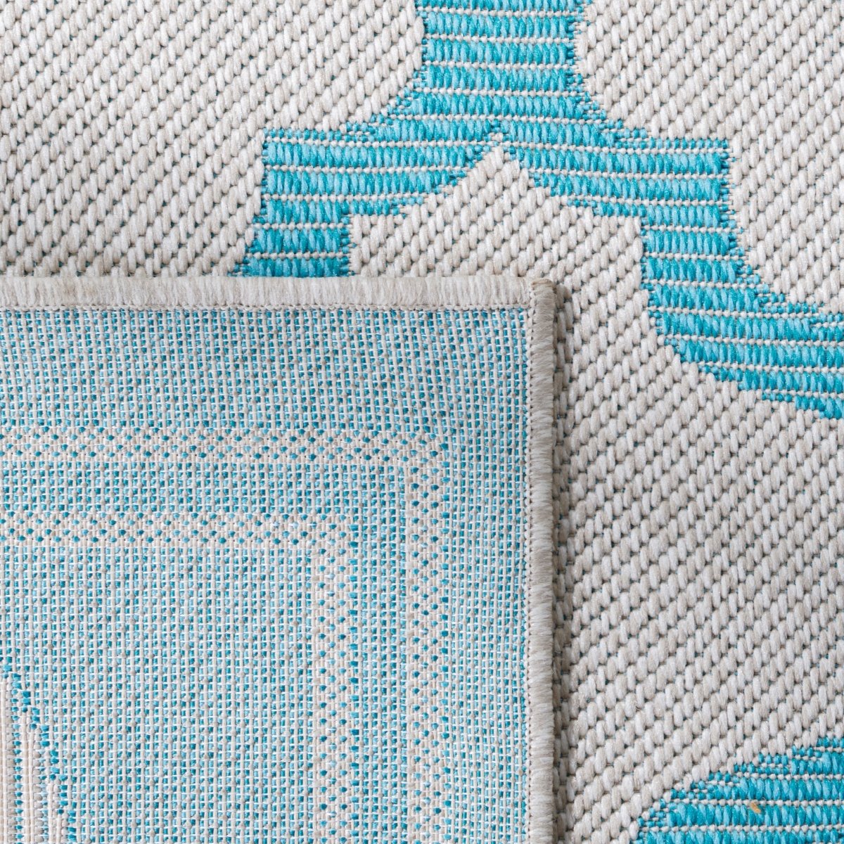 Safavieh Bermuda Bmu810K Beige/Aqua Rug.