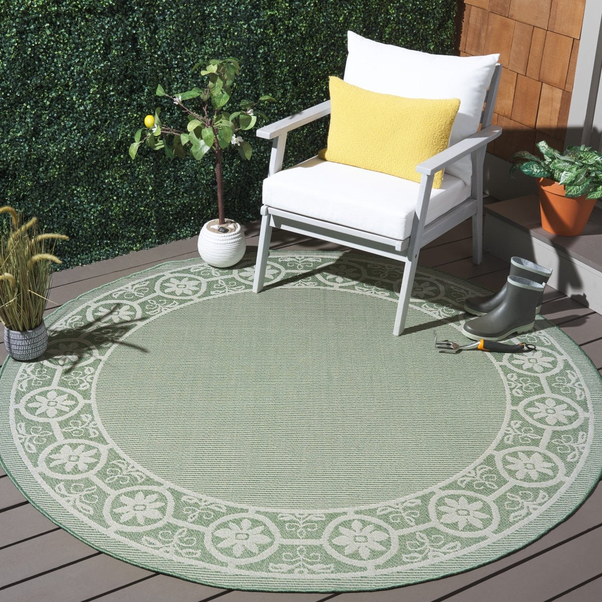 Safavieh Bermuda Bmu838Y Green/Ivory Rug.