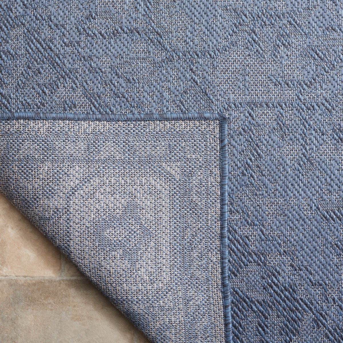 Safavieh Bermuda Bmu841N Navy Rug.