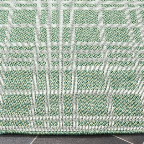 Safavieh Bermuda Bmu860Y Green/Ivory Rug.