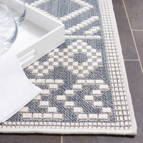 Safavieh Bermuda Bmu874N Navy/Ivory Rug.