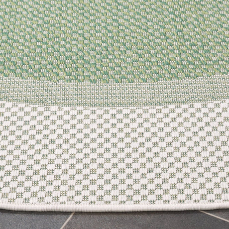 Safavieh Bermuda Bmu886Y Green/Ivory Rug.