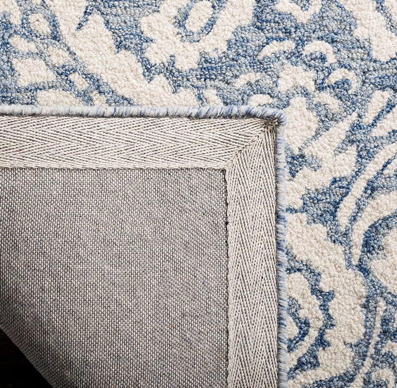 Safavieh Blossom Blm106M Blue / Ivory Rugs.