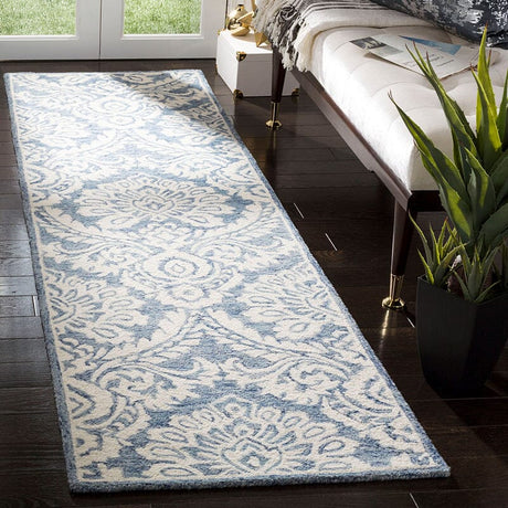 Safavieh Blossom Blm106M Blue / Ivory Rugs.