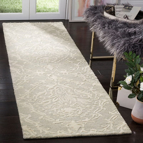 Safavieh Blossom Blm107C Sage / Ivory Rugs.