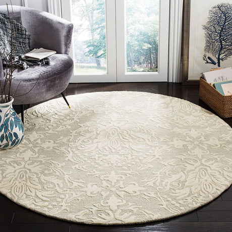 Safavieh Blossom Blm107C Sage / Ivory Rugs.