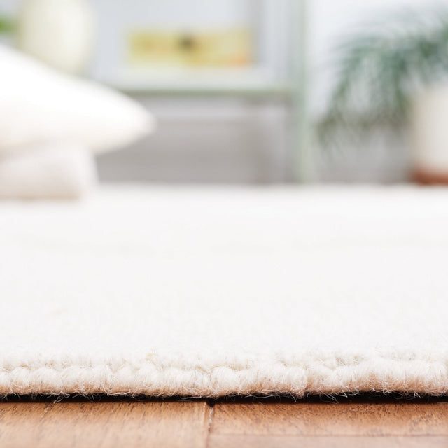 Safavieh Blossom Blm108F Ivory/Grey Rug.