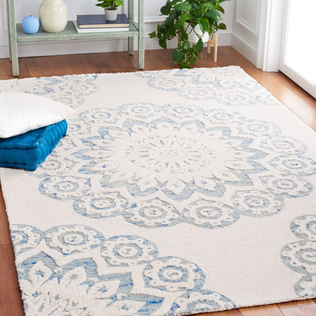 Safavieh Blossom Blm108M Ivory/Blue Rug.