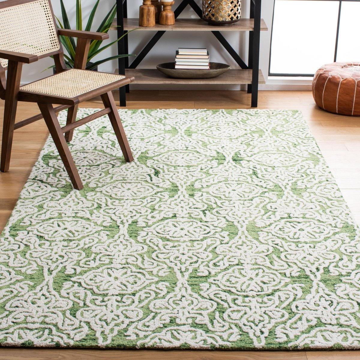 Safavieh Blossom Blm112Y Green/Ivory Rug.