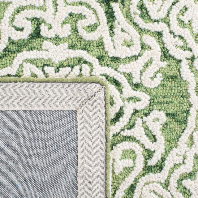 Safavieh Blossom Blm112Y Green/Ivory Rug.