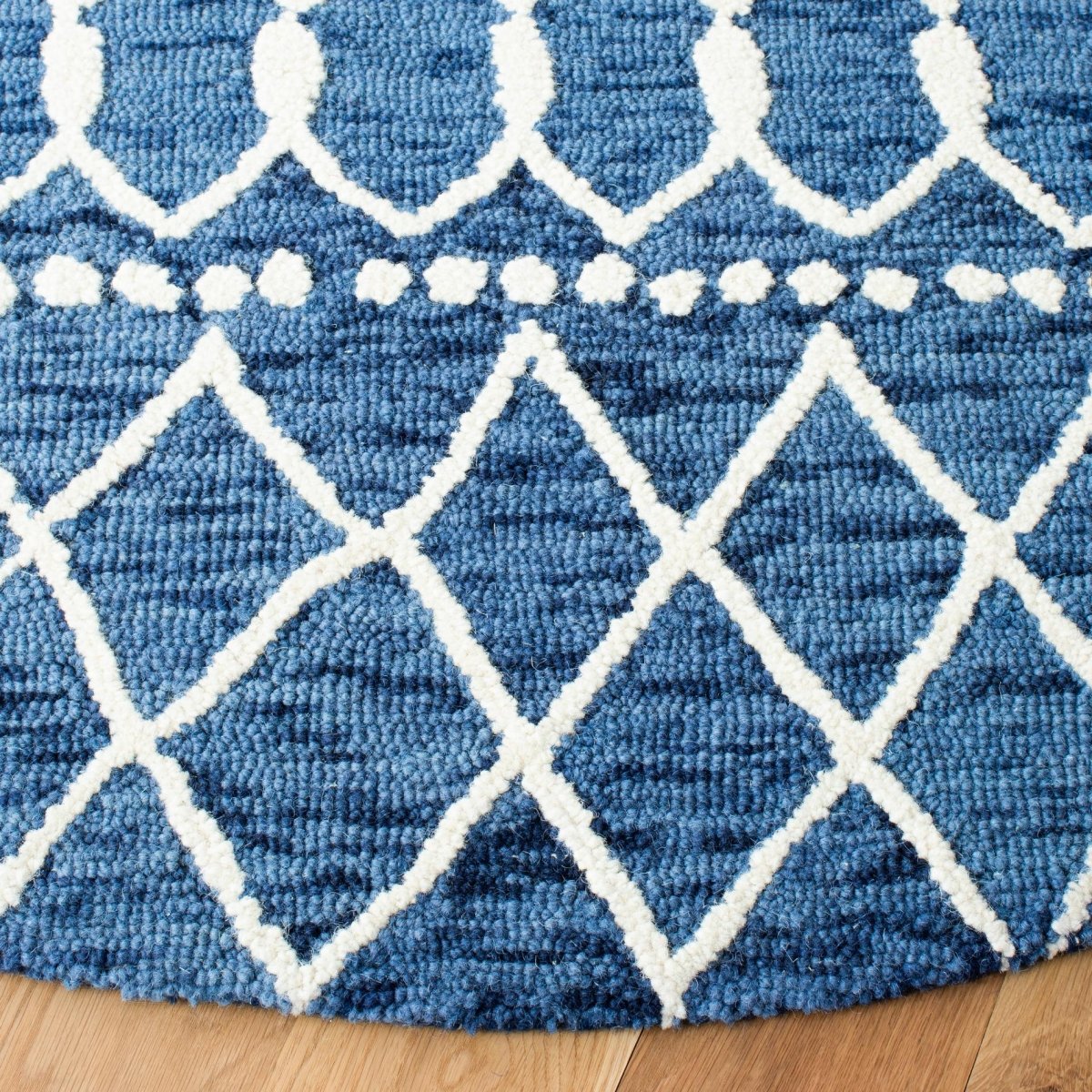 Safavieh Blossom Blm115N Navy/Ivory Rugs.
