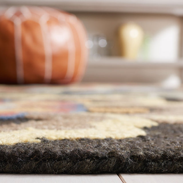 Safavieh Blossom Blm404Z Black/Yellow Rug.